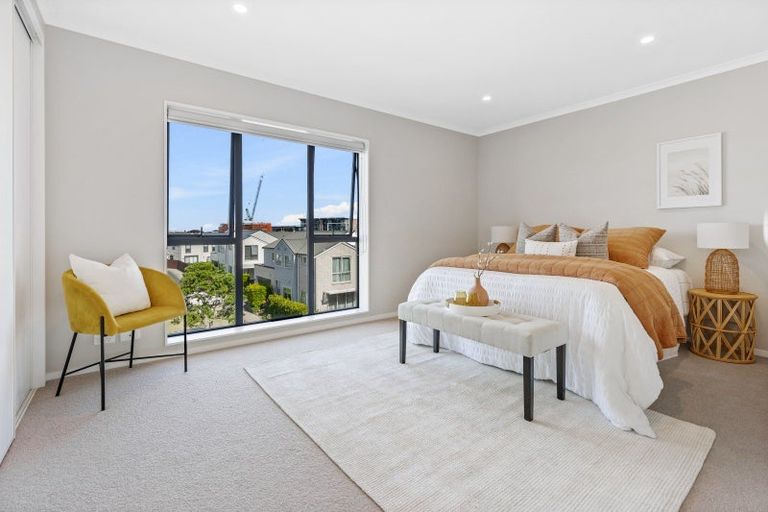 Photo of property in 11 Danga Lane, Hobsonville, Auckland, 0616