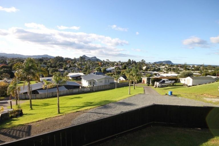 Photo of property in 49 Holland Close, Pauanui, Hikuai, 3579