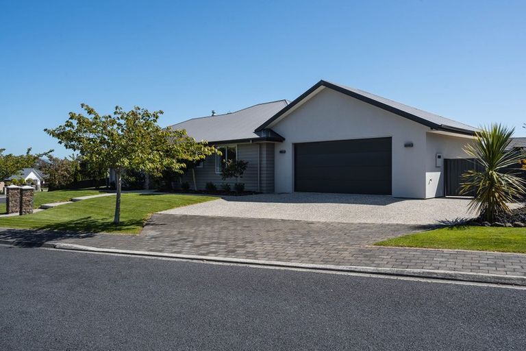 Photo of property in 17 Calluna Crescent, Mosgiel, 9024