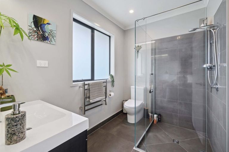 Photo of property in 53 Pohutukawa Parade, Riverhead, 0820