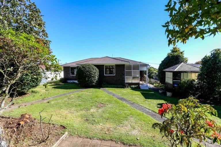 Photo of property in 21 Curtis Street, Okato, 4335