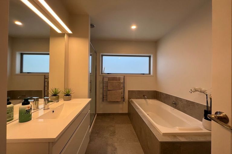 Photo of property in 103 King Street, Taradale, Napier, 4112