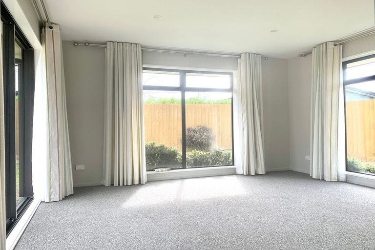 Photo of property in 12 Piper Street, Halswell, Christchurch, 8025