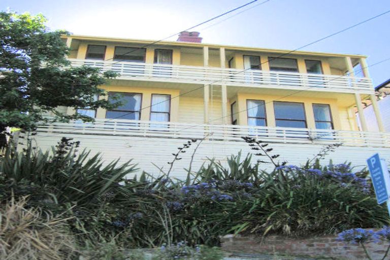 Photo of property in 1/18 Clifton Terrace, Kelburn, Wellington, 6012