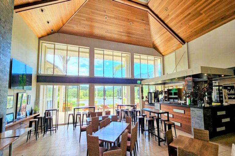 Photo of property in 112 Augusta Drive, Pauanui, Hikuai, 3579