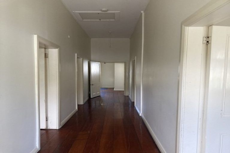 Photo of property in 137 Hanson Street, Newtown, Wellington, 6021