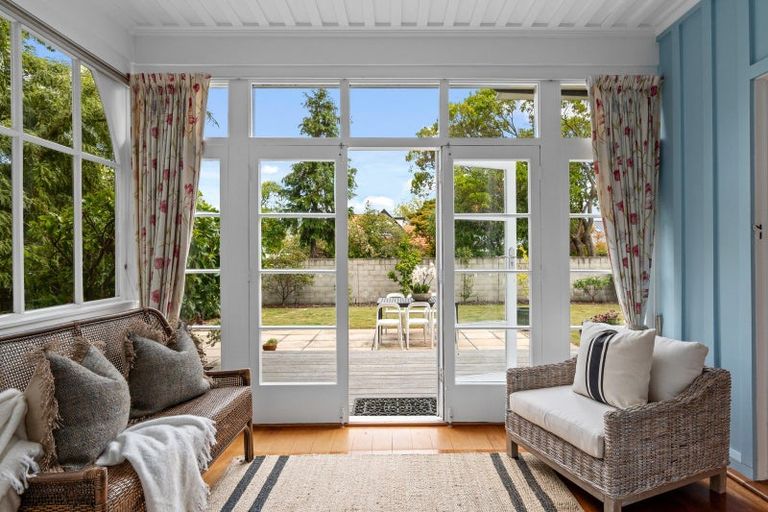 Photo of property in 40 Innes Road, St Albans, Christchurch, 8052