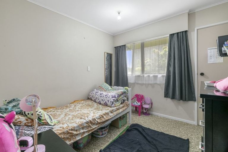 Photo of property in 81 Cambridge Terrace, Waterloo, Lower Hutt, 5011