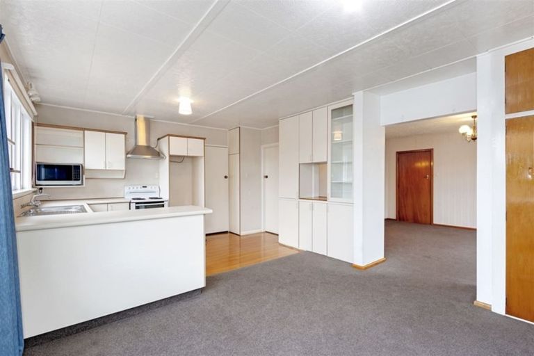 Photo of property in 114 Mooray Avenue, Bishopdale, Christchurch, 8053