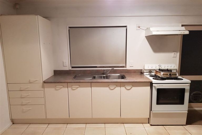 Photo of property in 18 Calluna Crescent, Totara Heights, Auckland, 2105