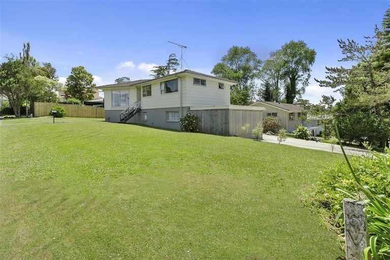 Photo of property in 58 Judkins Crescent, Cockle Bay, Auckland, 2014