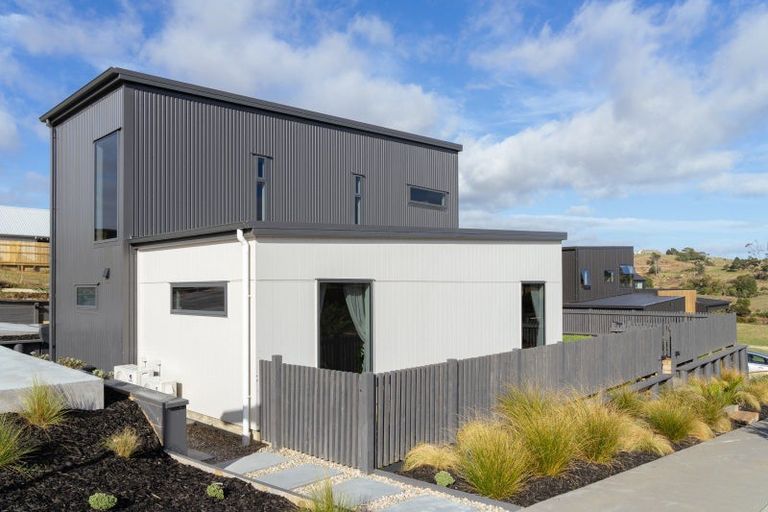 Photo of property in 2 Taeore Lane, Raglan, 3225