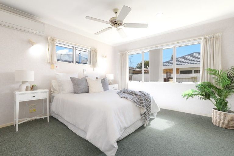 Photo of property in 482b Devonport Road, Tauranga South, Tauranga, 3112