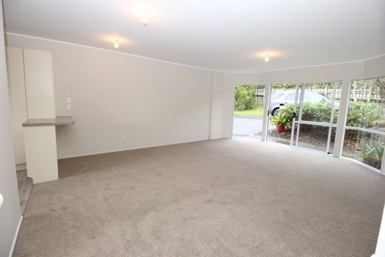 Photo of property in 130m Lakeside Drive, Orewa, 0931
