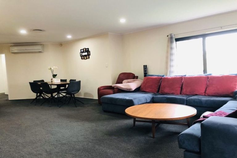 Photo of property in 4 Rathmar Drive, Manurewa, Auckland, 2105