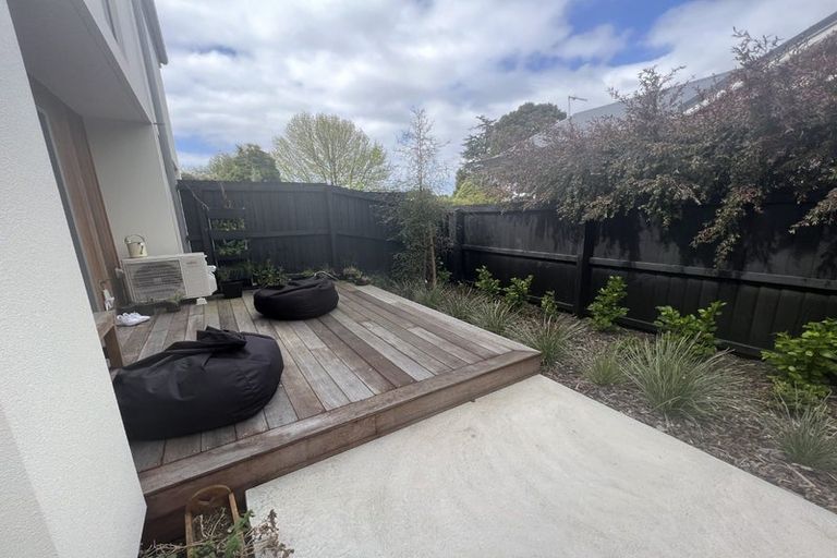 Photo of property in 1/7 Lindores Street, Addington, Christchurch, 8024