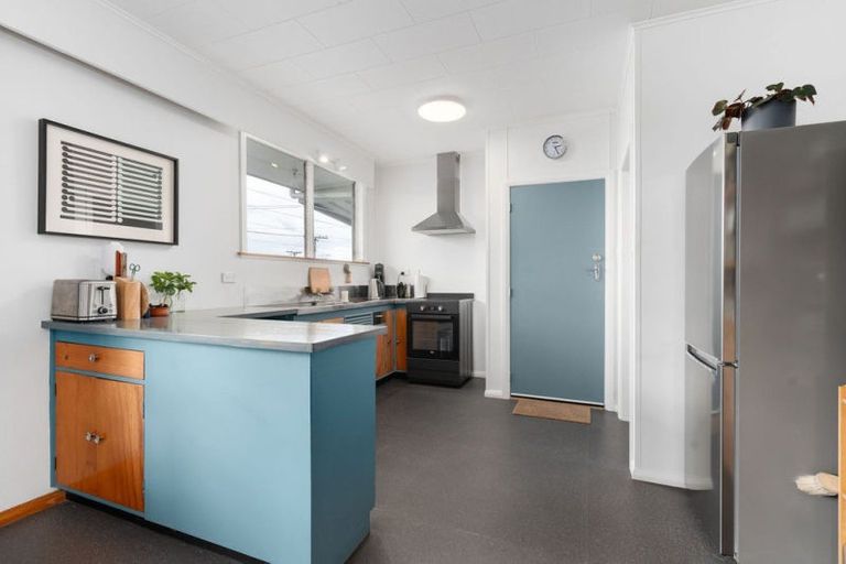 Photo of property in 2 Hinau Place, Lansdowne, Masterton, 5810