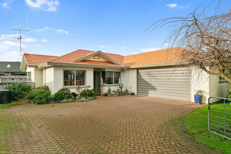 Photo of property in 106 Burns Street, Leamington, Cambridge, 3432