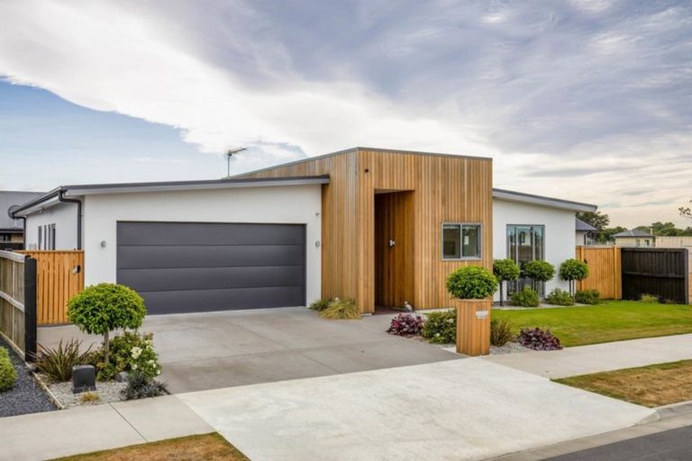 Photo of property in 51 Silverstream Boulevard, Kaiapoi, 7630