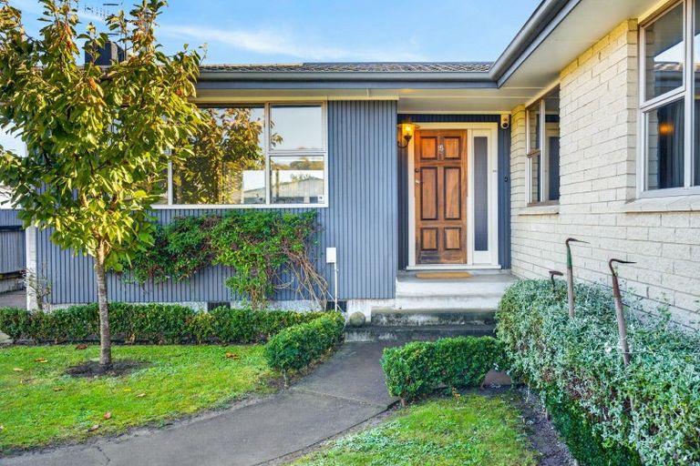 Photo of property in 15 Rata Street, Taradale, Napier, 4112