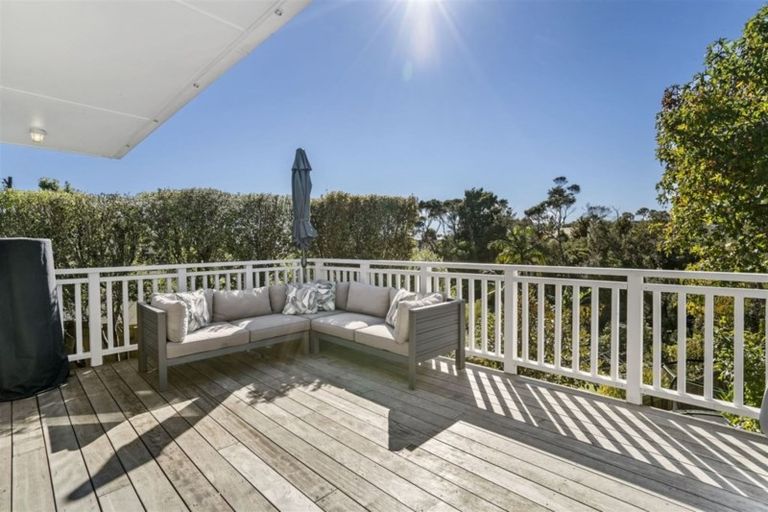 Photo of property in 3 Catrina Avenue, Birkenhead, Auckland, 0626