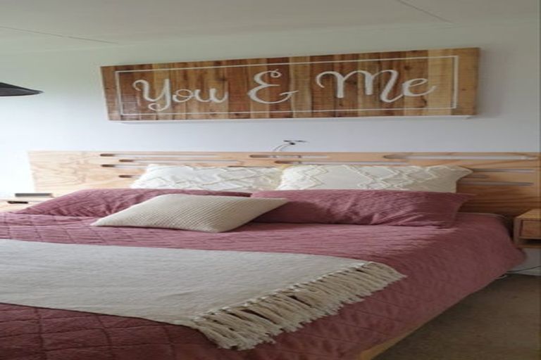 Photo of property in 14 Lees Grove, Wainuiomata, Lower Hutt, 5014