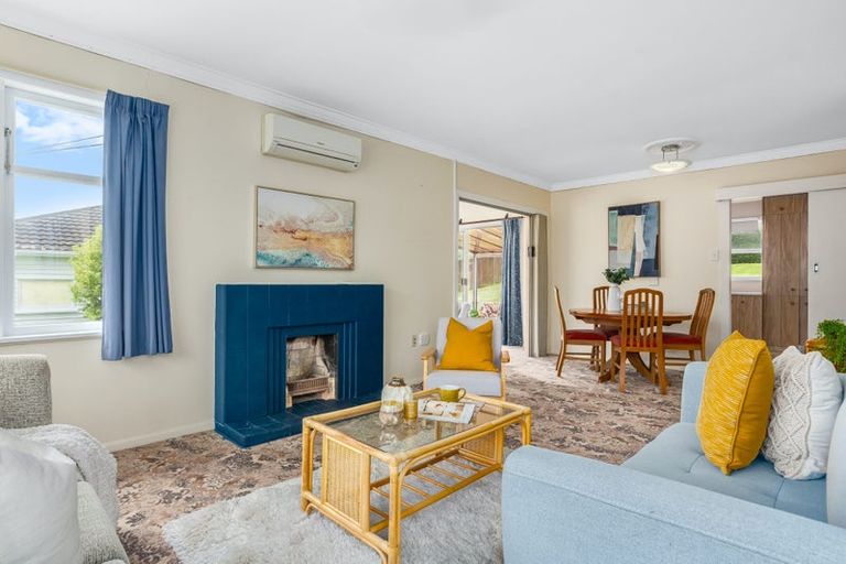 Photo of property in 36 Handyside Street, Tawa, Wellington, 5028