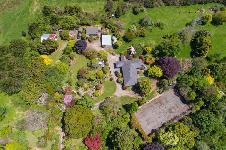 Photo of property in 933 Makomako Road, Pahiatua, 4983