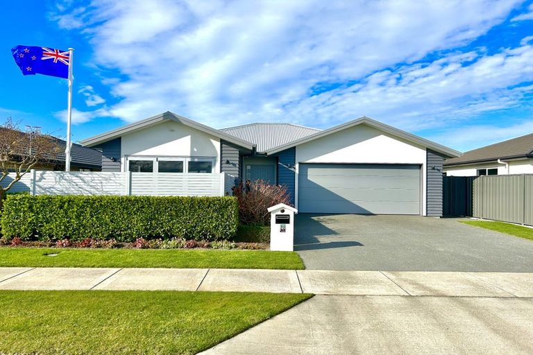 Photo of property in 72 Eriksen Road, Te Awa, Napier, 4110