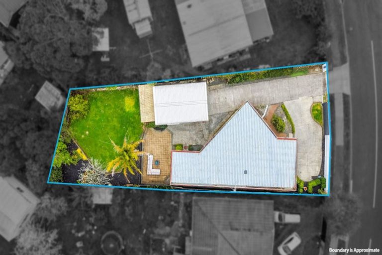 Photo of property in 34 Beechdale Crescent, Pakuranga Heights, Auckland, 2010