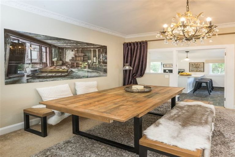 Photo of property in 10 Milverton Avenue, Hokowhitu, Palmerston North, 4410