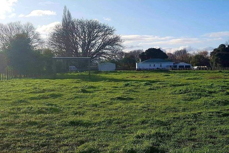 Photo of property in 14 Mitchell Road, Wairoa, 4108