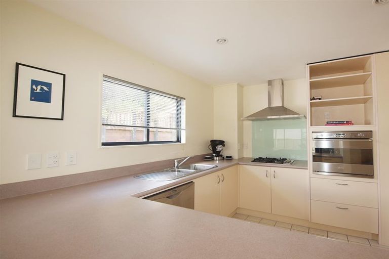 Photo of property in 4 Halewood Grove, Churton Park, Wellington, 6037