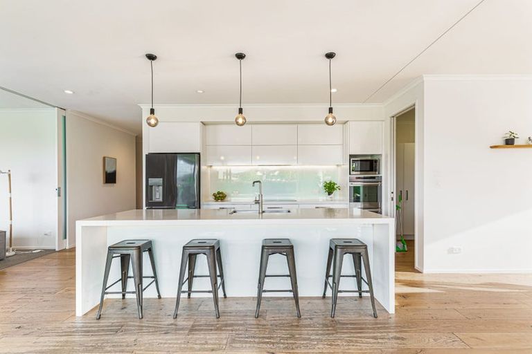 Photo of property in 5 Nikau Way, Riverhead, 0820