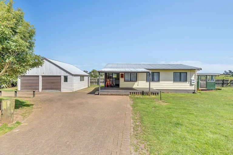 Photo of property in 543 Oruarangi Road, Mangere, Auckland, 2022