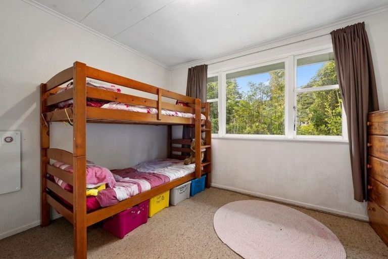 Photo of property in 61 Bird Grove, Stokes Valley, Lower Hutt, 5019