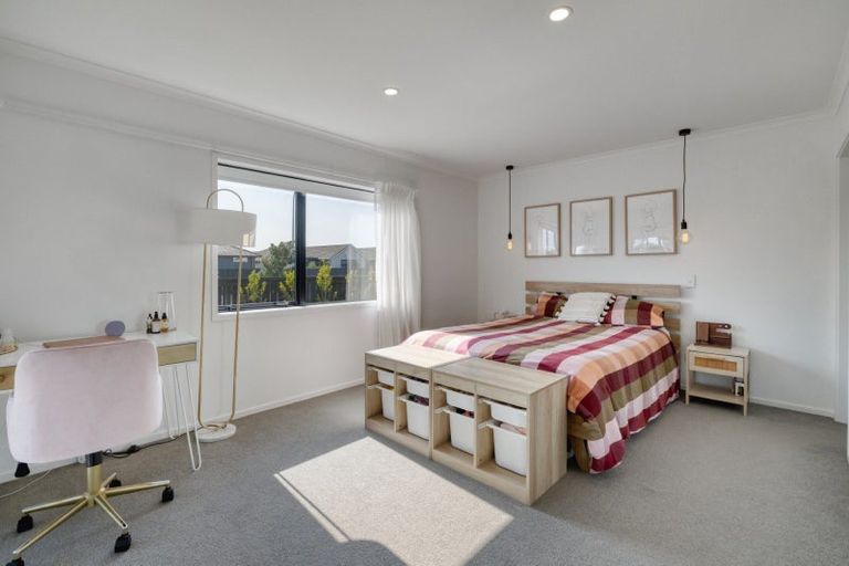 Photo of property in 71 Dunkeld Drive, Papamoa, 3118