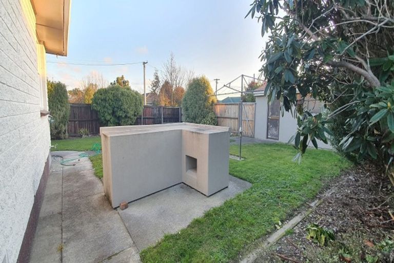 Photo of property in 12 Wingate Street, Redwood, Christchurch, 8051