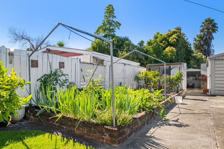 Photo of property in 1 Devery Street, Mangapapa, Gisborne, 4010