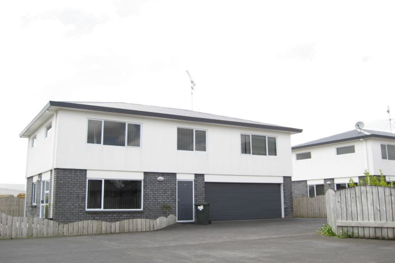 Property details for 30d Wellington Street, Pukekohe, 2120