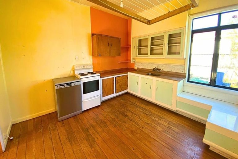 Photo of property in 445 Abel Tasman Drive, Motupipi, Takaka, 7183