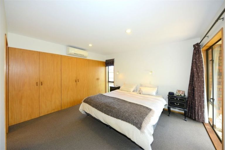 Photo of property in 2/8 Cephas Close, Sockburn, Christchurch, 8042