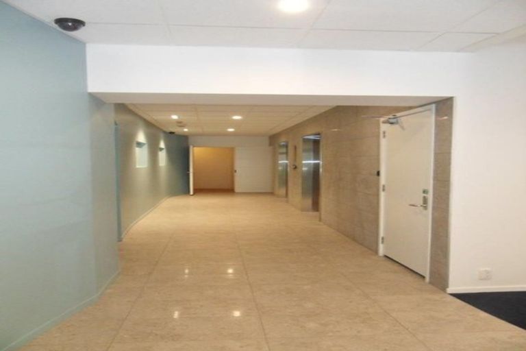 Photo of property in Terrace Tower Apartments, 8b/126 The Terrace, Wellington Central, Wellington, 6011