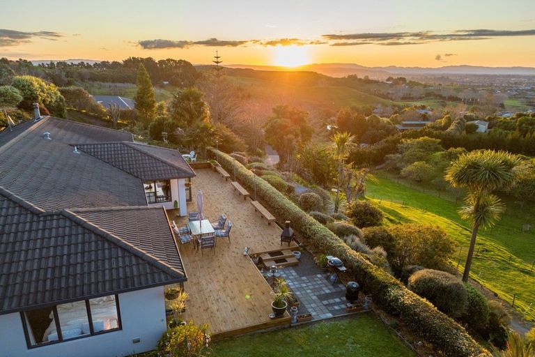 Photo of property in 32 Roger Guy Place, Welcome Bay, Tauranga, 3175