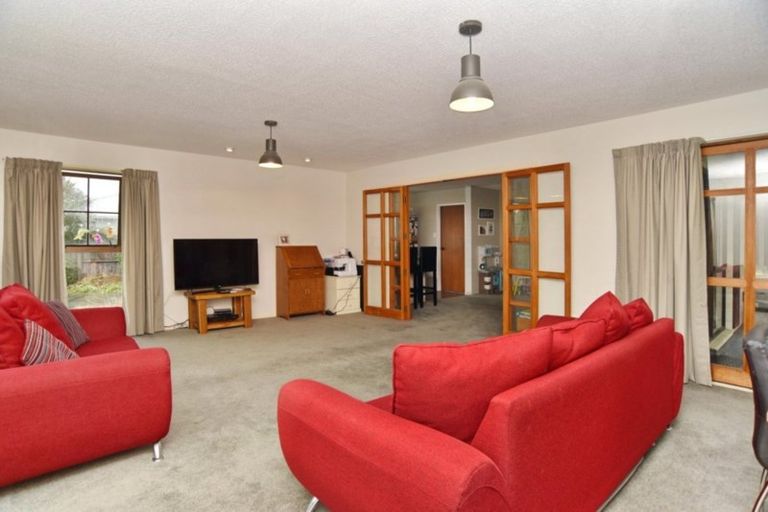 Photo of property in 14 Mcintosh Place, Kaiapoi, 7630