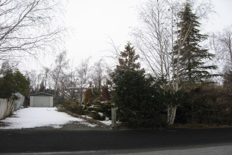 Photo of property in 24 Simons Street, Twizel, 7901