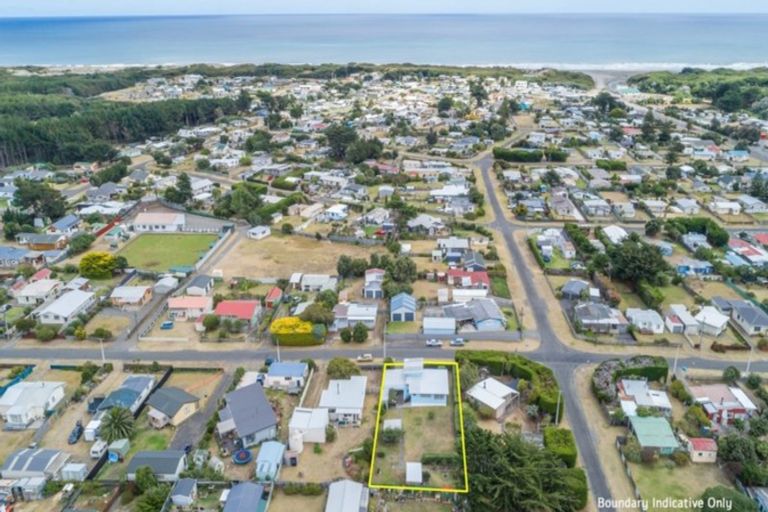 Photo of property in 21 Ruanui Street, Himatangi Beach, Foxton, 4891