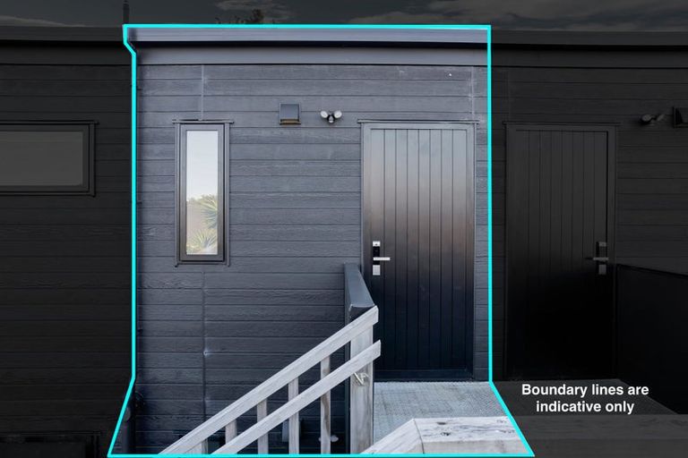 Photo of property in 10/90 Swaffield Road, Papatoetoe, Auckland, 2025