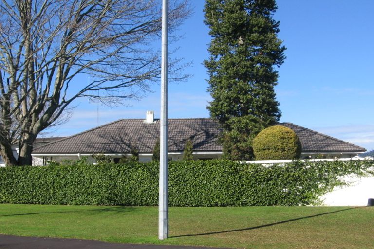 Photo of property in 18 Fairfield Road, Fairfield, Hamilton, 3214