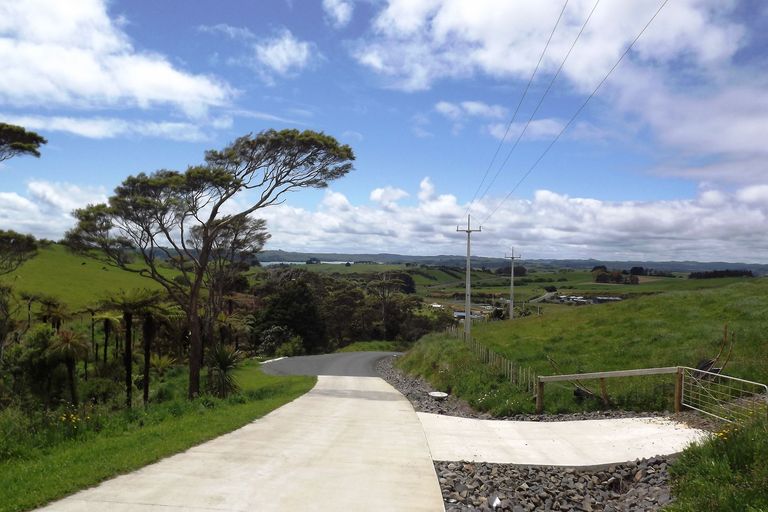 Photo of property in 23 Centrebush Lane, Raglan, 3295